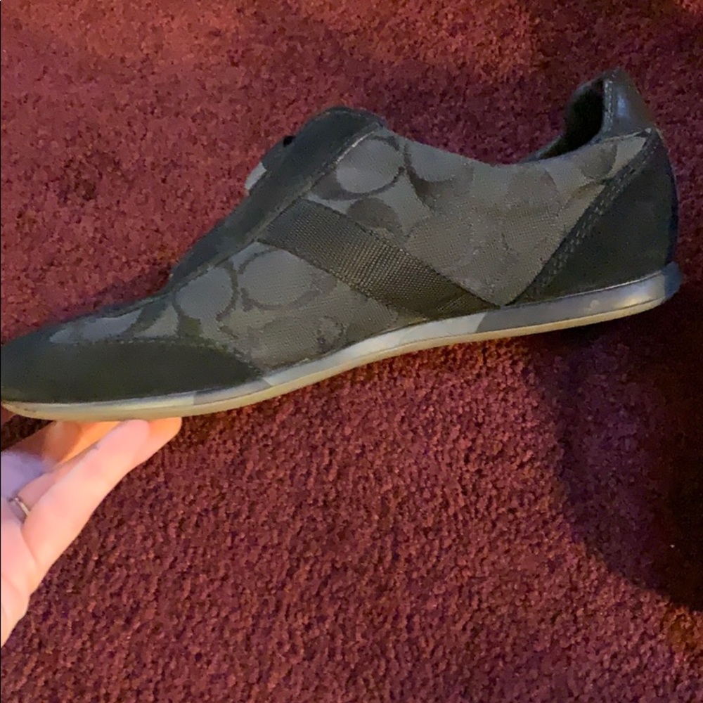 Shoes - Picture 5 of 5